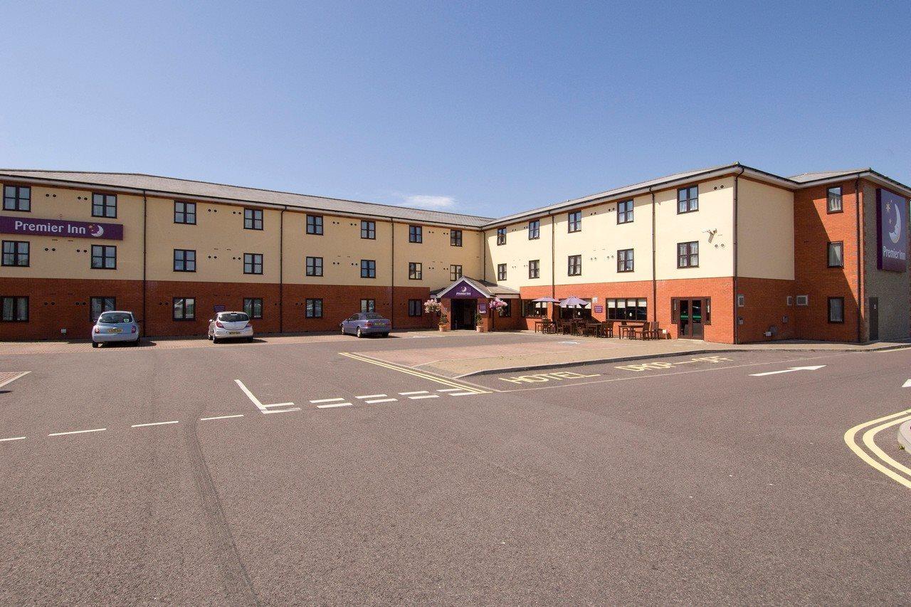 Premier Inn Chichester Ngoại thất bức ảnh