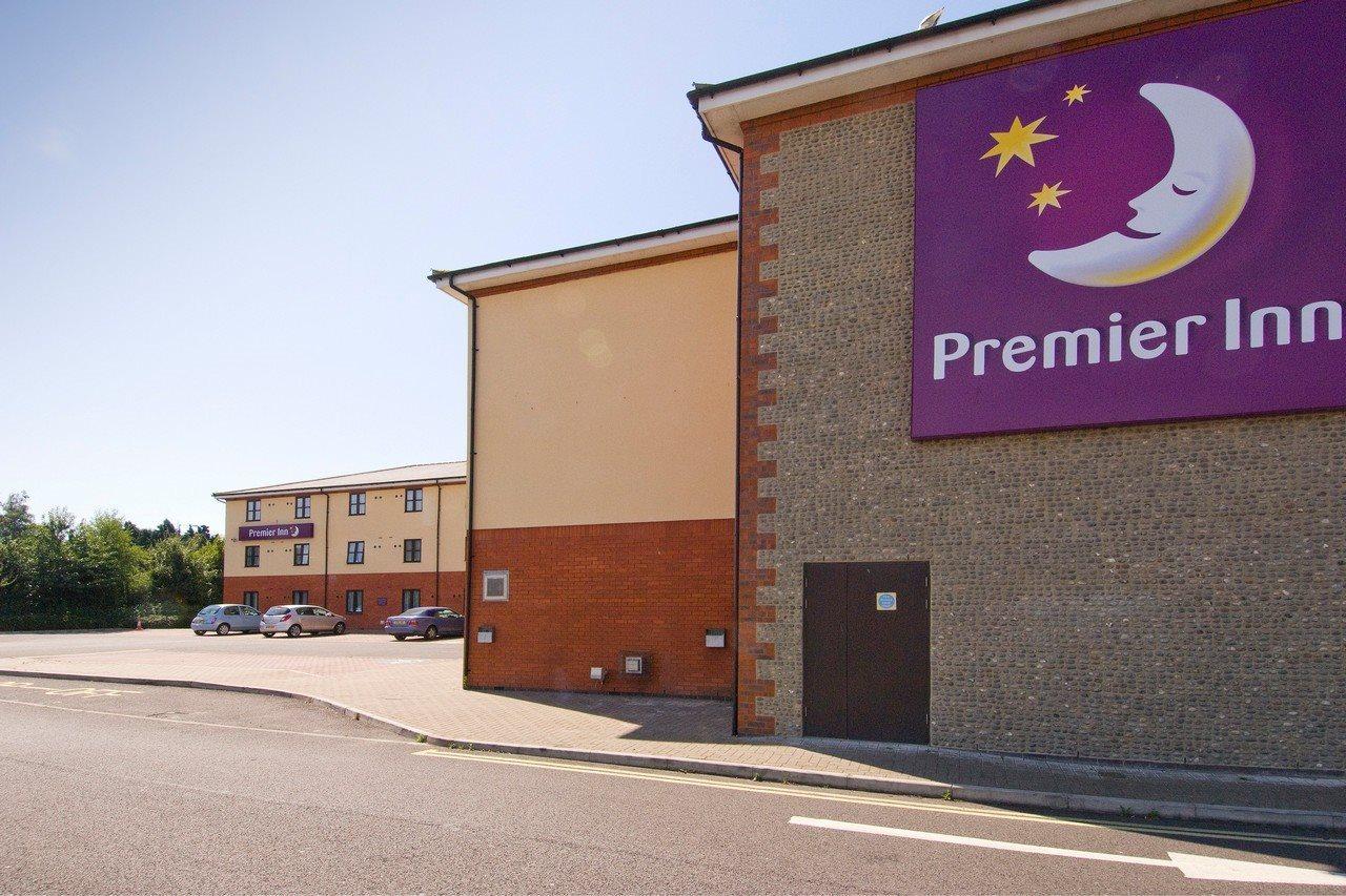 Premier Inn Chichester Ngoại thất bức ảnh